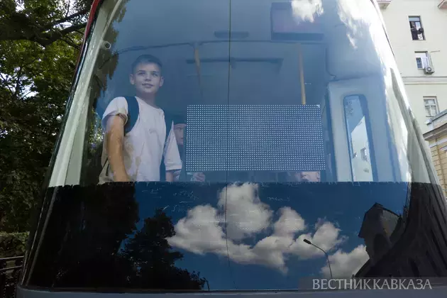 Anniversary parade and retro transport exhibition held in Moscow