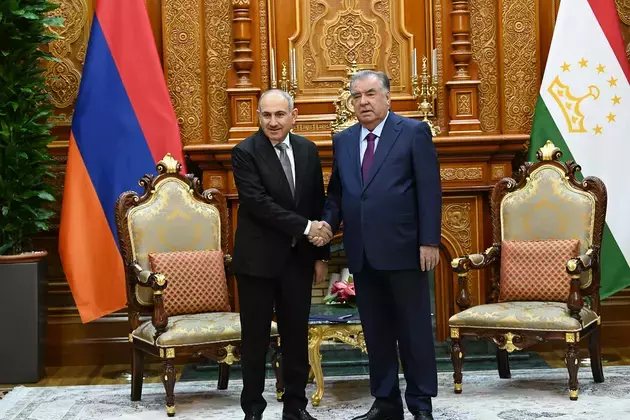 Pashinyan and Rahmon discuss Armenia-Azerbaijan normalization process