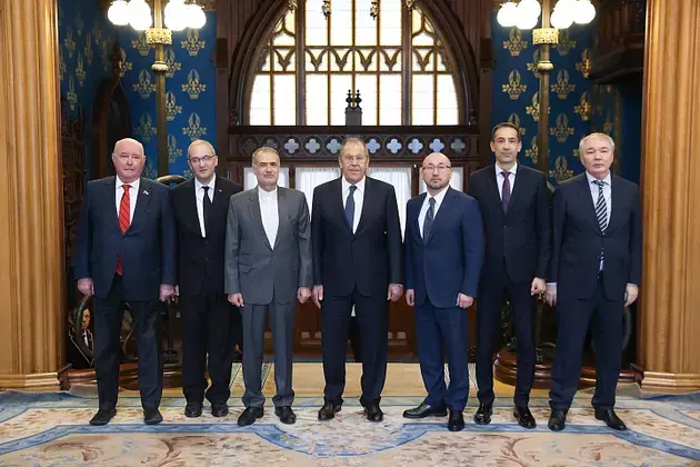 Lavrov holds consultations with Caspian States' ambassadors