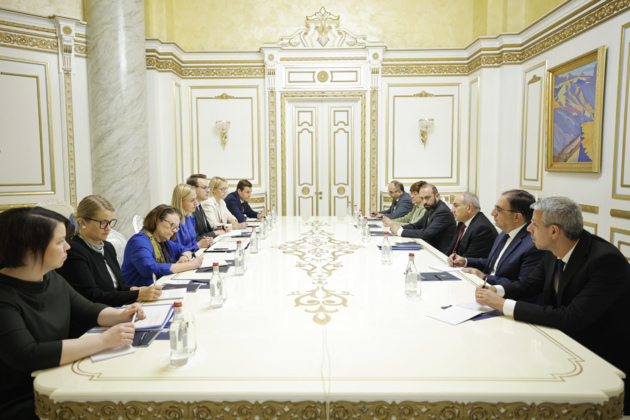 Armenian PM meets OSCE Chairperson-in-Office