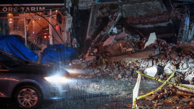 6.1 magnitude earthquake hits western Türkiye