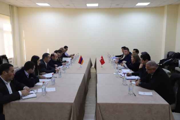 Ankara and Yerevan discuss reopening Kars-Gyumri railway