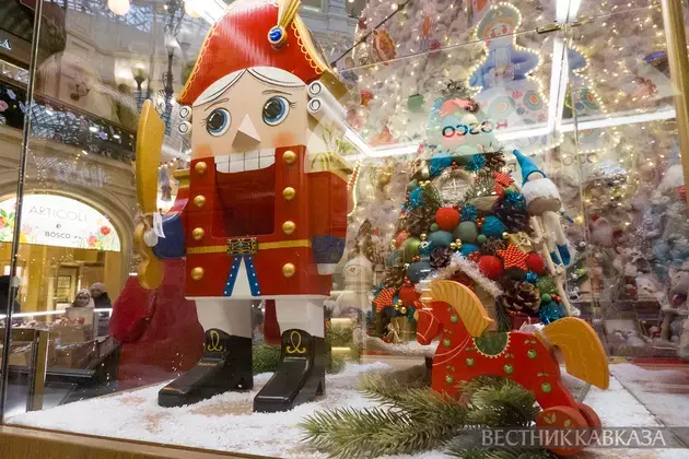 New Year preparations at GUM: How Russia’s main store is getting ready for holiday