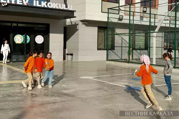 November 2025 in photos: New Year at GUM, the "City of Living Stories," and autumn scenes