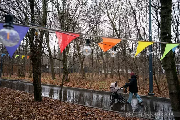 November 2025 in photos: New Year at GUM, the "City of Living Stories," and autumn scenes