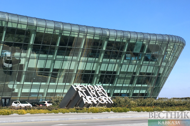 Two international flights make emergency landings in Baku