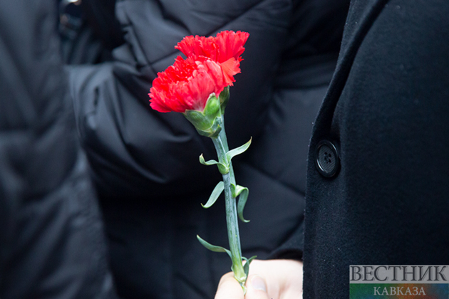 Azerbaijan commemorates Black January martyrs with minute of silence