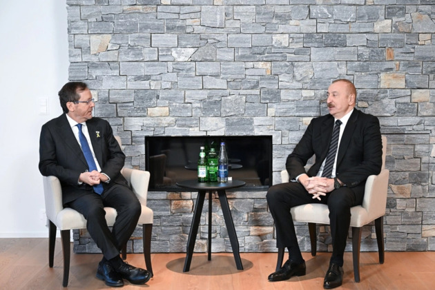 Ilham Aliyev meets with President of Israel