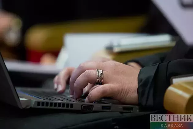 Internet service gradually restored across Iran