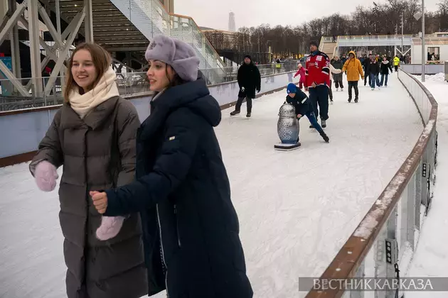 Largest high-tech ice rink opens at Luzhniki Stadium in Moscow