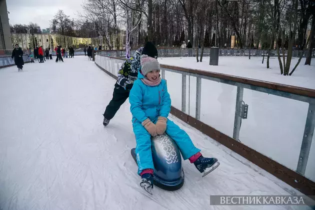Largest high-tech ice rink opens at Luzhniki Stadium in Moscow