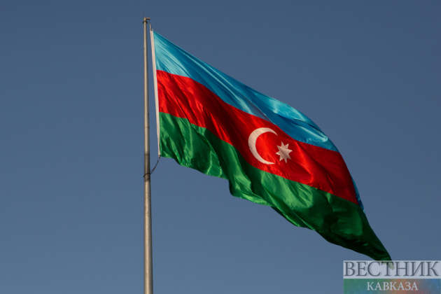 Niagara Falls glows with Azerbaijani flag colors on National Day