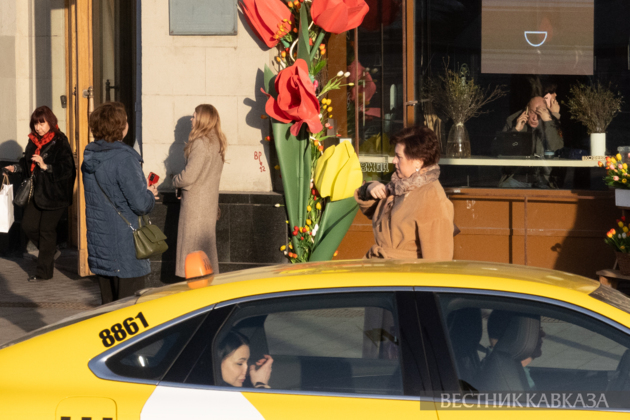 March 2026 in Moscow: Eid al-Fitr festival, March 8, primroses, and Dubai