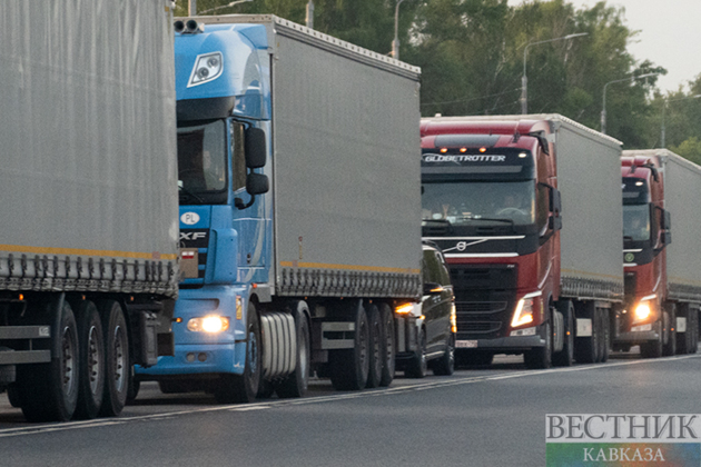 Russia sends over 325 tons of humanitarian aid to Iran via Azerbaijan