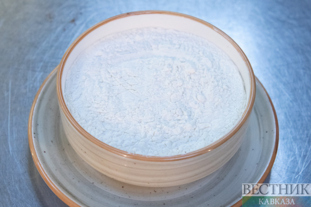 Russian urea and flour shipped via Azerbaijan to Armenia