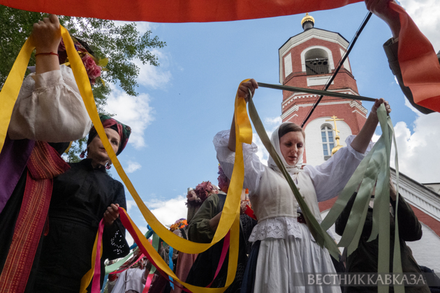 Trinity celebrations at Tsaritsyno Museum-Reserve
