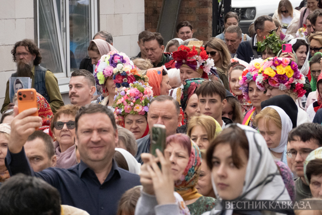 Trinity celebrations at Tsaritsyno Museum-Reserve
