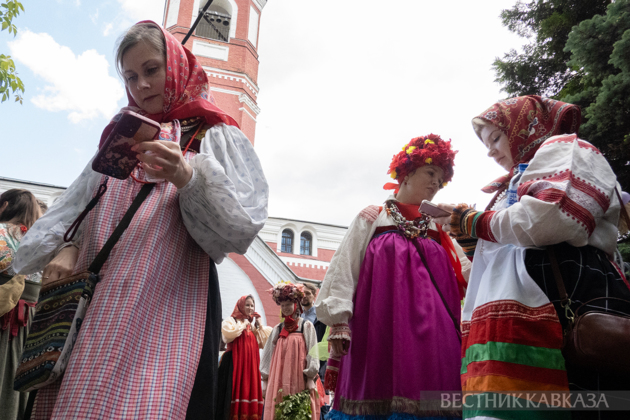 Trinity celebrations at Tsaritsyno Museum-Reserve