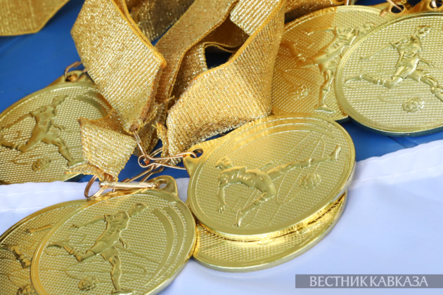 Azerbaijan wins 5 medals at Greco-Roman wrestling European Championships