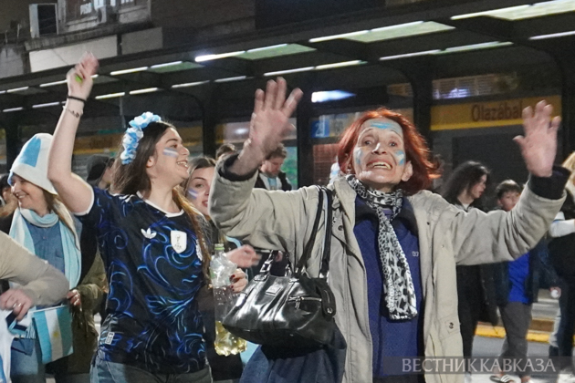 Buenos Aires celebrates Argentina's World Cup semifinal win