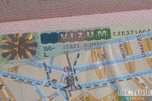 Azerbaijan introduces one year visa free regime for Bosnia and Singapore