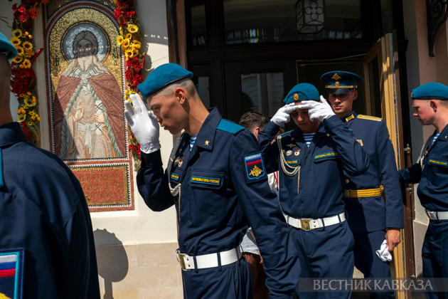 Moscow celebrates Airborne Forces Day and Ilya's Day