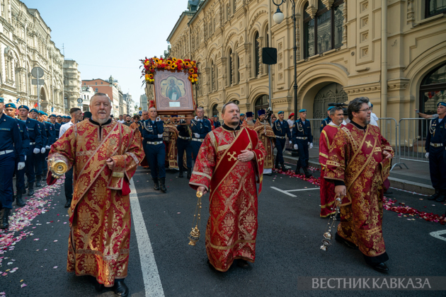 Moscow celebrates Airborne Forces Day and Ilya's Day