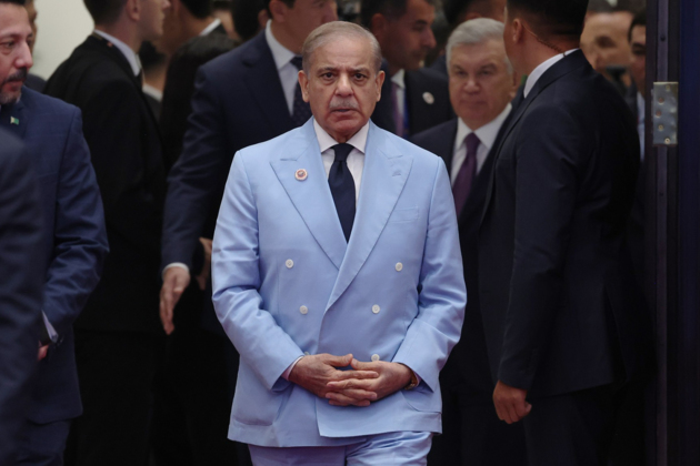 Pakistani PM makes phone call to Azerbaijan President