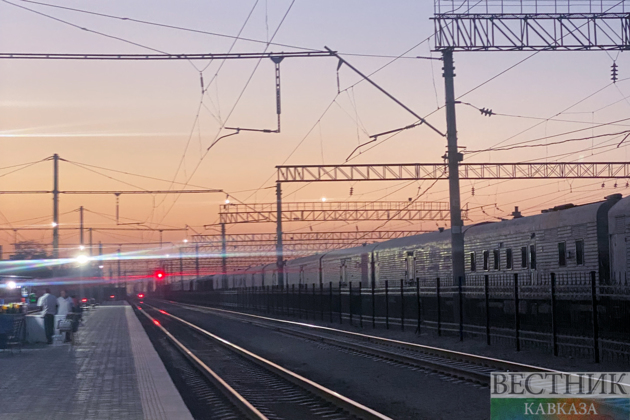 Baku to electrify railway to Russian border for 450 mln dollars
