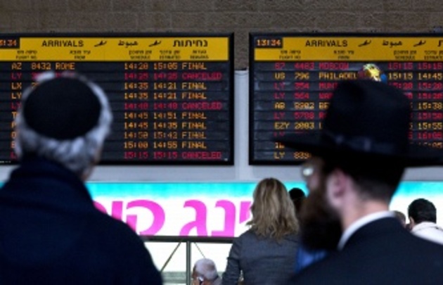 American and European airline companies stop flights to Israel