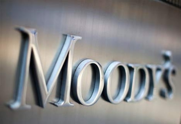 Moody’s lowers ratings of top Russian banks