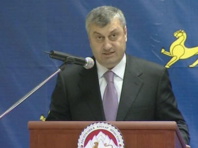 South Ossetian President steps down