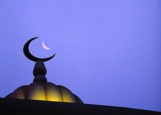 Muslims mark Eid ul-Fitr