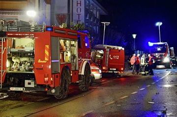 Italy: Car rams into crowd, killing several German tourists