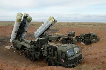 U.S. threatens Iraq with sanctions if it purchases S-400