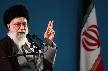 Iran&#039;s Khamenei stands by Guards after unrest over downed plane