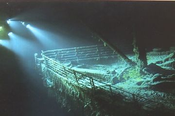 Titanic may be cut open to recover hidden relics inside