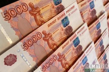 Ruble weakens slightly after news about coronavirus detected in Russia
