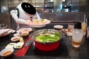 Could robots replace restaurant chefs?