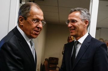 Lavrov and Stoltenberg discuss Russia-NATO relations 