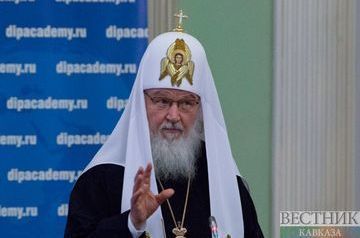 Russian Orthodox Leader Asks Worshipers To Avoid Going To Church Amid Epidemic