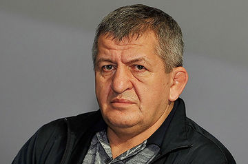 Nurmagomedov’s father on life support