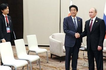 Abe forced to call off visit to Russia to attend Victory Day celebrations