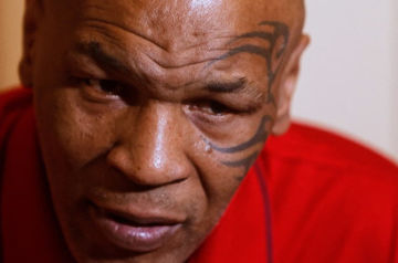 Mike Tyson honors George Floyd&#039;s memory (PHOTO)