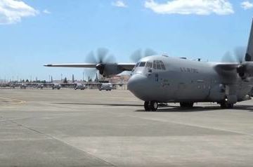 U.S. military plane crashes into Iraqi base