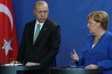Erdogan and Merkel discuss Libya and pandemic