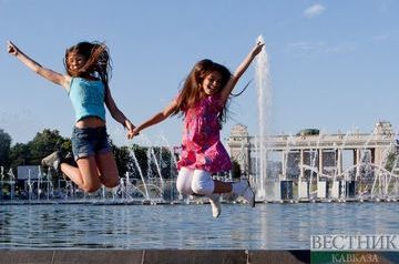 Swiss scientists: laughter acts as a stress buffer