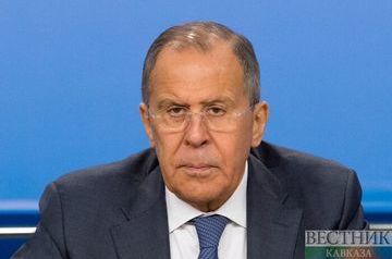 Russia&#039;s Lavrov lands in Syria for talks with Assad: RIA