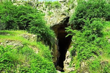 Azerbaijan calls for legal assessment for illegal archaeological excavations in Azykh Cave