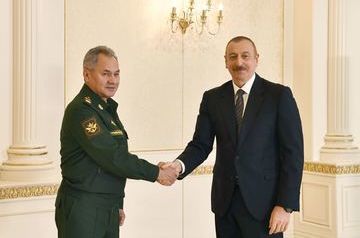 Ilham Aliyev holds meeting with Sergey Shoigu